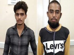 दिल्ली के साकेत कोर्ट में फिर पुलिसकर्मियों पर हमला, 2 आरोपी पकड़े गए एक वकील की तलाश दिल्ली के साकेत कोर्ट में फिर पुलिसकर्मियों पर हमला, 2 आरोपी पकड़े गए एक वकील की तलाश