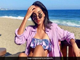 In A Lilac Bikini, Banita Sandhu Gives Beach Wear A Stylish Spin In A Lilac Bikini, Banita Sandhu Gives Beach Wear A Stylish Spin