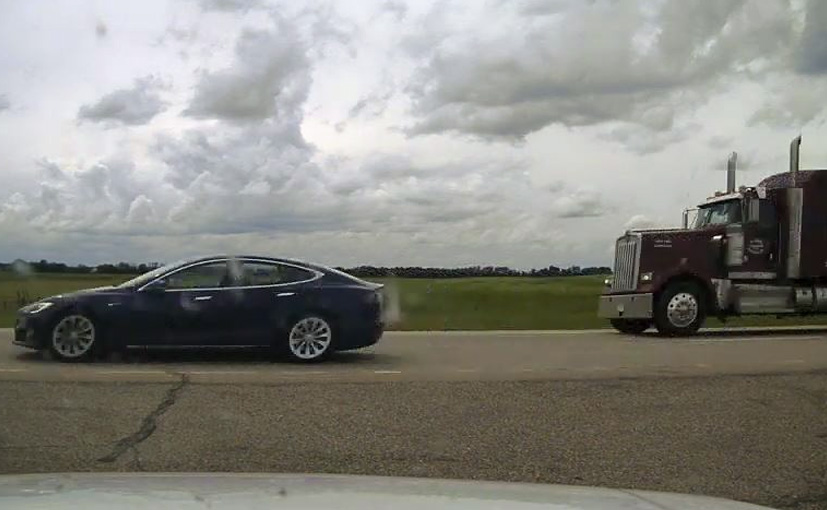 Elon Musk Says Tesla&rsquo;s AutoPilot Beta Could Reduce Interventions By 33 Per Cent&nbsp;
