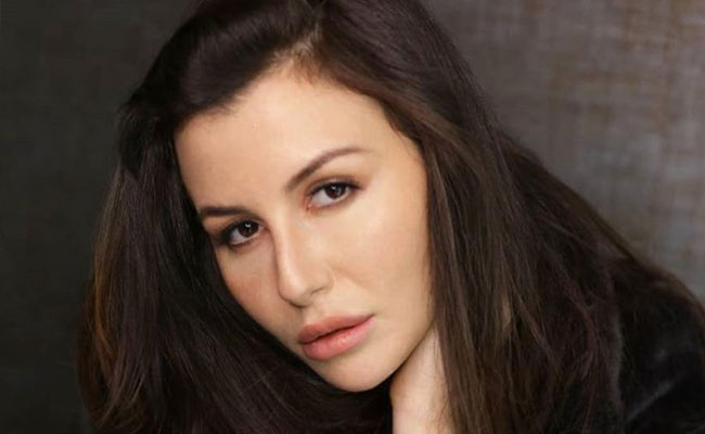 तिग्मांशु धूलिया अभिनीत 'वेलकम टू बजरंगपुर' से बॉलीवुड में डेब्यू करेंगी जॉर्जिया