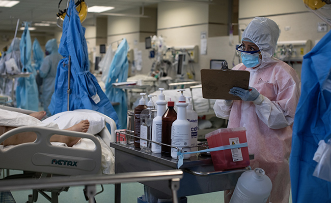 Covid Grows Less Deadly In US As Doctors Gain Practice, Drugs Improve