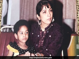 Neena Gupta's Caption For Throwback Pic With Daughter Masaba Will Leave You In Splits Neena Gupta's Caption For Throwback Pic With Daughter Masaba Will Leave You In Splits