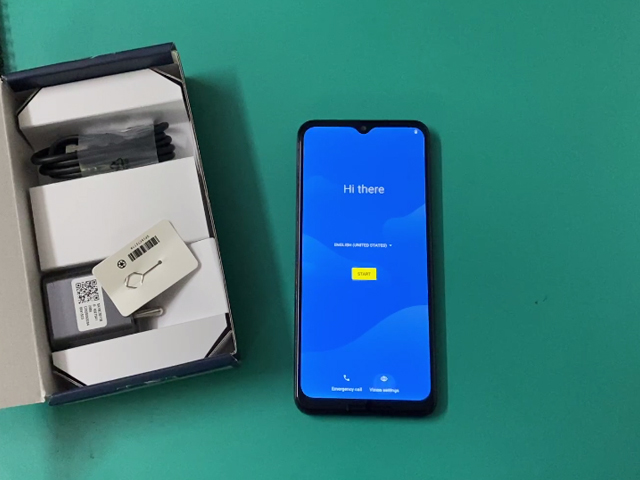 Moto E7 Plus Unboxing: 5,000mAh Battery, Clean Software | Price in India Rs. 9,499