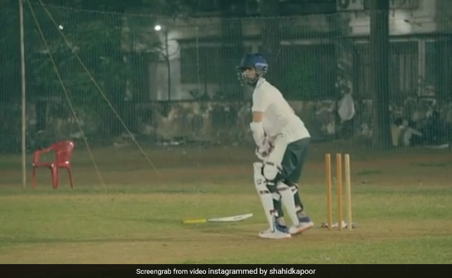 Guess Who Cheered For Shahid Kapoor's Throwback Post From The Sets Of <i>Jersey</i>