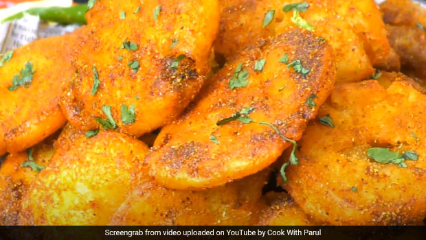 How To Make Sindhi <i>Aloo Tuk</i> To Pair With Soul-Soothing <i>Dal-Chawal</i> - Recipe Video Inside