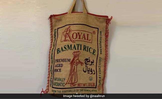 विदेश में ऑनलाइन इतने हजार रुपये में बिक रही चावल की बोरी, देखकर लोगों के उड़े होश