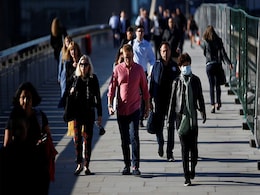 New Tech To Pick Out People At High COVID-19 Risk In England For Vaccines New Tech To Pick Out People At High COVID-19 Risk In England For Vaccines