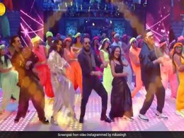 नेहा कक्कड़, मीका सिंह और बादशाह के नए गाने 'सावन में लग गई आग' का टीजर हुआ रिलीज- देखें Video नेहा कक्कड़, मीका सिंह और बादशाह के नए गाने 'सावन में लग गई आग' का टीजर हुआ रिलीज- देखें Video