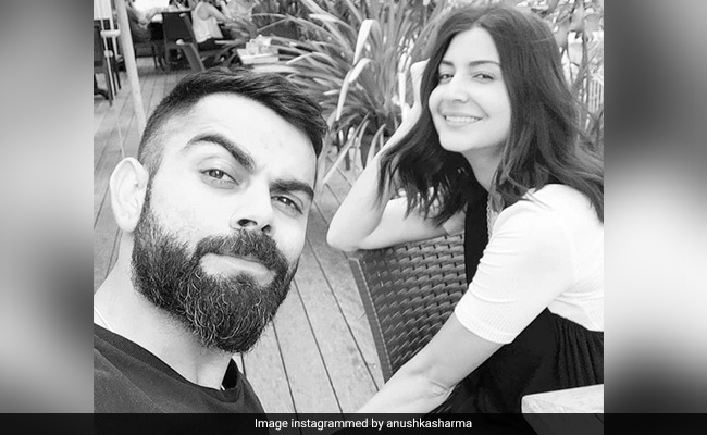 IPl 2020 सुनील गावस्कर ने विराट कोहली के परफॉर्मेंस को लेकर किया अनुष्का शर्मा को ट्रोल