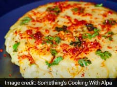Watch: How To Make ?Khichu?, A Spicy Gujarati Snack Made With A Papad Dough Watch: How To Make ?Khichu?, A Spicy Gujarati Snack Made With A Papad Dough