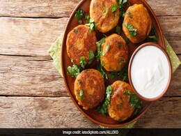This Delicious, Protein-Rich Chickpea Kebab Is All About Guilt-Free Snacking (Recipe Inside) This Delicious, Protein-Rich Chickpea Kebab Is All About Guilt-Free Snacking (Recipe Inside)