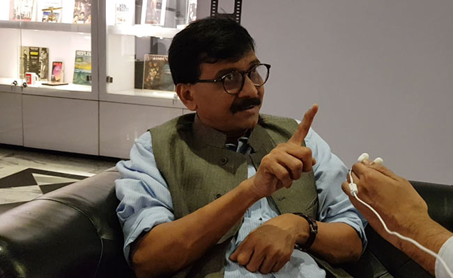 ऑक्सीजन विवाद: 'झूठी है केंद्र सरकार! दर्ज होना चाहिए मुकदमा', मंत्री के बयान पर भड़के संजय राउत