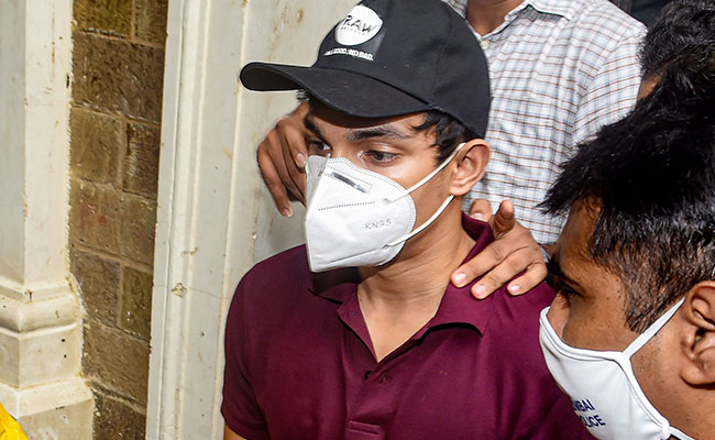 Anti-Drugs Agency Asks High Court To Cancel Showik Chakraborty's Bail