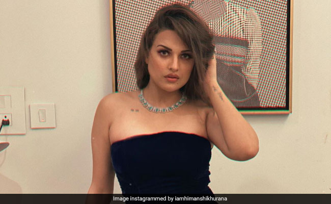 Ex Bigg Boss Contestant Himanshi Khurana Gets Rs 10 Crore Extortion Threat