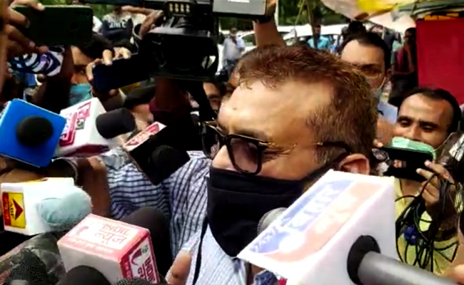 Ex-Bihar Top Cop Meets Nitish Kumar Days After Quitting