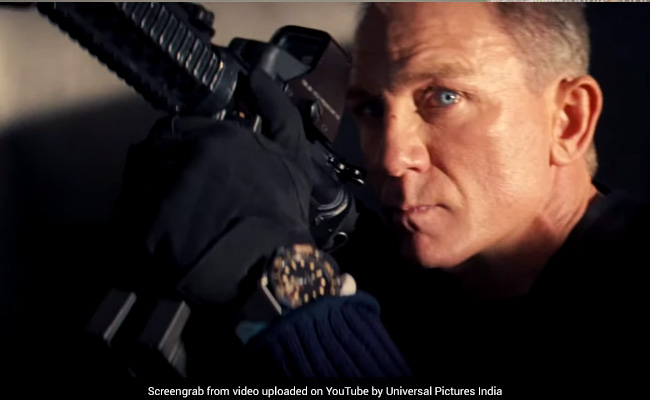 <I>No Time To Die</i> Trailer 2.0: Daniel Craig Vs Rami Malek Won't Let You Blink For A Second