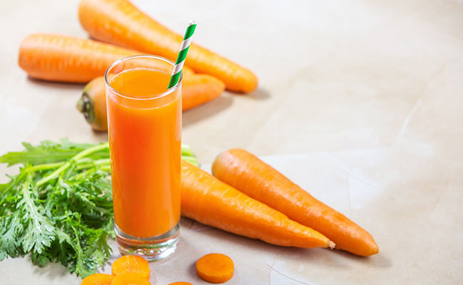 Carrot juice: Potassium in this juice can help manage blood pressure numbers
