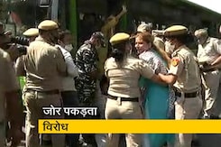 कृषि कानून के विरोध में दिल्ली के राजघाट पर जुटे किसान कृषि कानून के विरोध में दिल्ली के राजघाट पर जुटे किसान