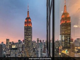 New York's Empire State Building Shines Purple, Gold To Honour Queen New York's Empire State Building Shines Purple, Gold To Honour Queen