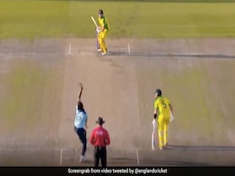 Eng vs Aus: जोफ्रा आर्चर ने सीने पर डाली गेंद, बल्ला भी घूमा, लेकिन हारा हुआ मैच जीत गया इंग्लैंड - देखें Video Eng vs Aus: जोफ्रा आर्चर ने सीने पर डाली गेंद, बल्ला भी घूमा, लेकिन हारा हुआ मैच जीत गया इंग्लैंड - देखें Video