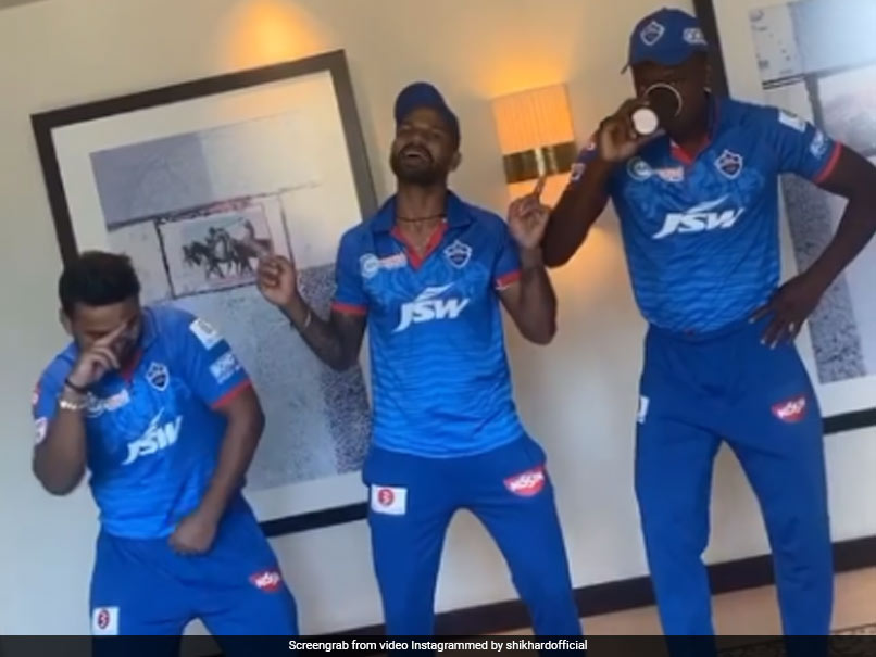 "Bade Touchey Ho Rahe Ho": Yuzvendra Chahal Trolls Shikhar Dhawans Dance Video