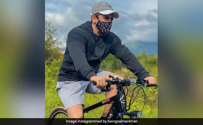 Here's What Salman Khan Has To Say To His Fans. Are You Listening?