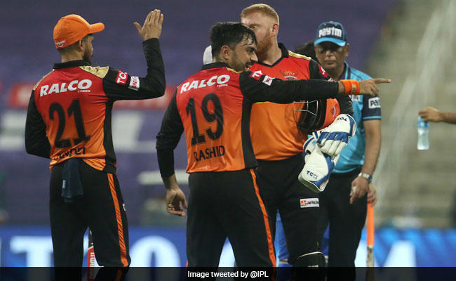 DC vs SRH: सनराइजर्स की 15 रन की संघर्षपूर्ण जीत में राशिद खान ने दिखाई चमक