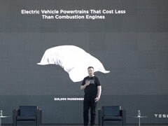Tesla Announces Cheaper $25,000 Car Powered By New Tabless Batteries