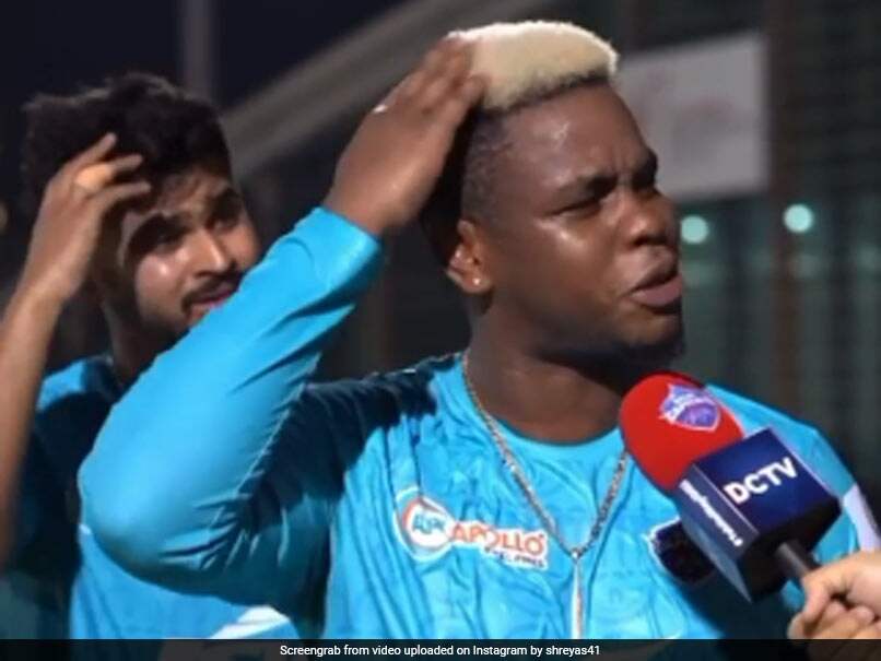 Ipl 2020 Dc Vs Srh Delhi Capitals Captain Shreyas Iyer Mimics Shimron Hetmyer Hilariously During Interview Watch Cricket News