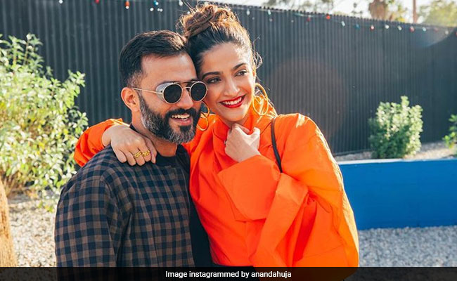 ''My Favourite'': Sonam Kapoor Enjoys South Indian Lunch In London (See Pics)