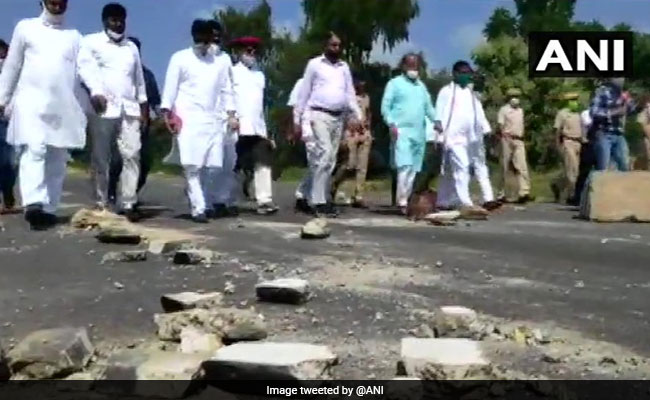 राजस्थान : डूंगरपुर में शिक्षक भर्ती को लेकर हिंसक प्रदर्शन, अब तक 2 की मौत