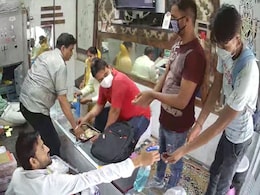 Watch: Men Walk Into UP Jewellery Store In Masks, Sanitise Hands, Rob It Watch: Men Walk Into UP Jewellery Store In Masks, Sanitise Hands, Rob It