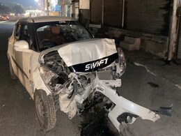 शराब के नशे में धुत कार सवार ने कई गाड़ियों को मारी टक्कर, एक घायल की हालत गंभीर शराब के नशे में धुत कार सवार ने कई गाड़ियों को मारी टक्कर, एक घायल की हालत गंभीर