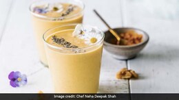7 Healthy Fruit Smoothies For Breakfast