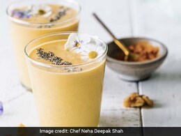 7 Healthy Fruit Smoothies For Breakfast