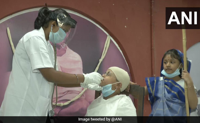 Gandhi Jayanti 2020: Gujarat Boy Goes For COVID-19 Test Dressed As Bapu