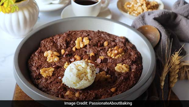 Watch: Healthy Cake Recipe - This Eggless Chocolate Banana Cake Is Made With Whole Wheat Flour!