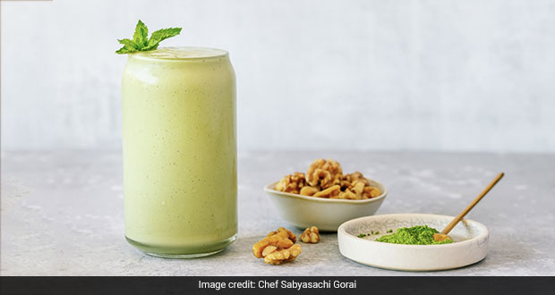 10 Things To Add To Your Smoothies For Quicker Weight Loss