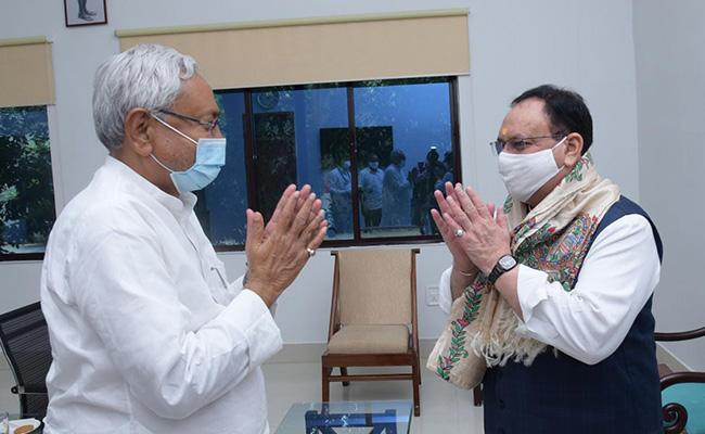 बिहार की राजनीति में नीतीश भाजपा के लिए ज़रूरी और भाजपा के साथ रहना उनकी मजबूरी क्यों?