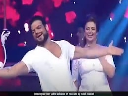 Divyanka Tripathi ने शाहरुख खान के गाने पर यूं किया रोमांटिक डांस, खूब जमी करण पटेल संग जोड़ी- देखें Video Divyanka Tripathi ने शाहरुख खान के गाने पर यूं किया रोमांटिक डांस, खूब जमी करण पटेल संग जोड़ी- देखें Video