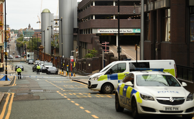 1 Dead, 2 Critical In Multiple Stabbings In UK's Birmingham