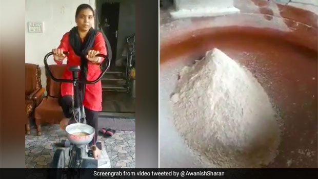 This Lady's Innovative Way To Grind <i>Atta</i> (Wheat) While Bicycling Is Winning Over The Internet