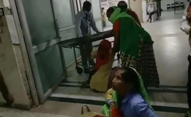 Woman Forced To Deliver At Rajasthan Hospital Entrance, Ordeal On Camera