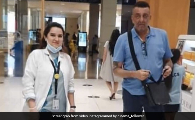 Sanjay Dutt की अस्पताल से फोटो हुई वायरल, फैन्स बोले- बाबा, आप बहुत कमजोर हो गए हैं...