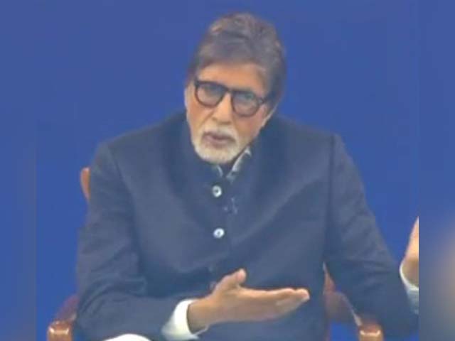 Here's What Amitabh Bachchan Learnt About 'Corona' From His Granddaughter