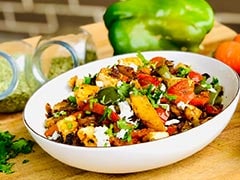 High-Protein: How To Make A Wholesome And Yummy Paneer Chaat In 5 Minutes High-Protein: How To Make A Wholesome And Yummy Paneer Chaat In 5 Minutes