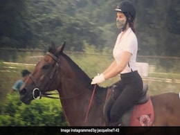 जैकलीन फर्नांडिस ने घुड़सवारी करते हुए Photos की शेयर, बोलीं- हमारे भविष्य का सीक्रेट... जैकलीन फर्नांडिस ने घुड़सवारी करते हुए Photos की शेयर, बोलीं- हमारे भविष्य का सीक्रेट...