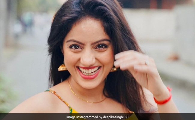 दीपिका सिंह ने पीले सूट में मस्ती करते हुए शेयर की फोटो, कहा- खुशी आपको भूल जाती है लेकिन...