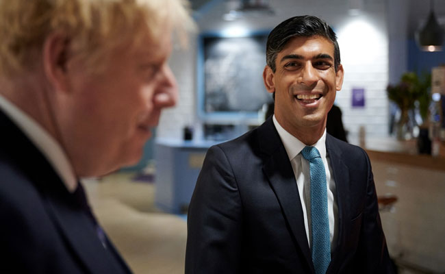Next UK PM Odds: Rishi Sunak Is Favourite, Boris Johnson Climbs Rankings