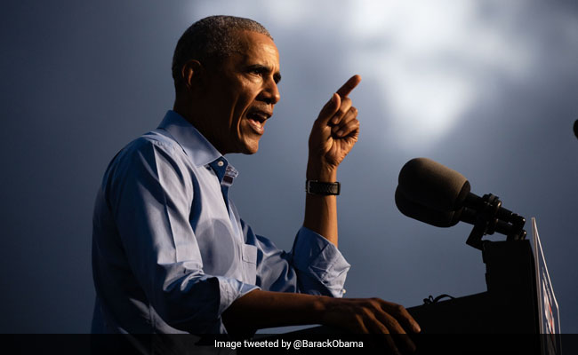 'Making Stuff Up Doesn't Make Lives Better': Barack Obama's Dig At Trump 'Making Stuff Up Doesn't Make Lives Better': Barack Obama's Dig At Trump